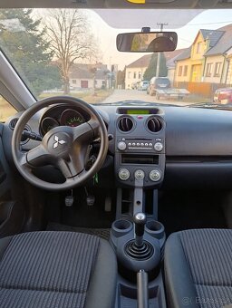 Mitsubishi Colt - 9