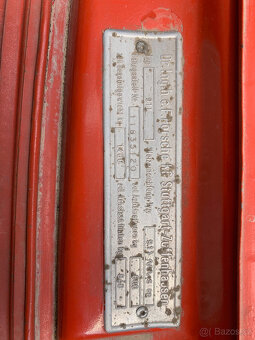 Porsche 911 model 1968 SWB - 9