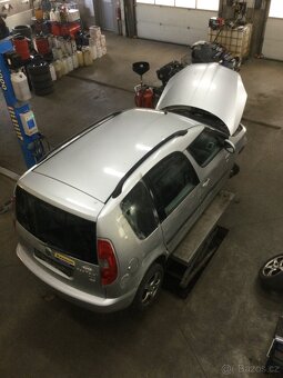 Škoda Roomster 1.4TDI BNV JDE 1B/F7T RV 2007 - 9