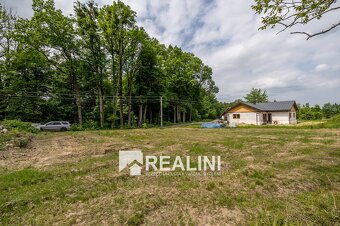 Prodej stavebního pozemku s úžasnými výhledy v Hnojníku o ve - 9