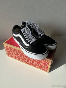 Vans OLD SCHOOL UNISEX - vel.39 - 9