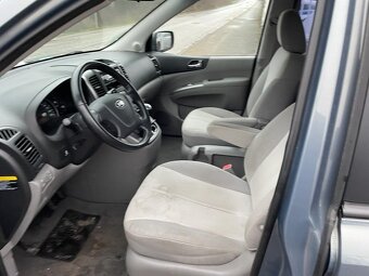 Kia Carnival 2,9Crdi - 9
