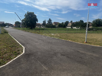 Prodej pozemku k bydlení v Vlasaticích - 9