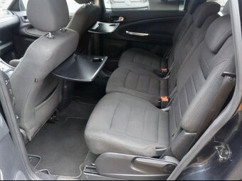 Ford S Max 2.2 TDCi AT Titanium (147 kW, 7 míst) - 9