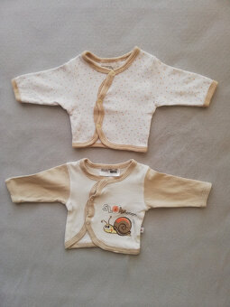 Prodám oblečení 0-1 rok, věci do postýlky apod. - 9