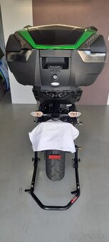 Kawasaki Versys 650 - 9