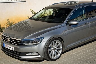Volkswagen Passat Variant 2.0 BiTDI BMT Highline 4MOTION - 9