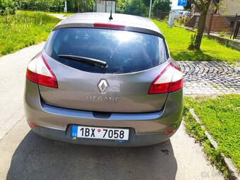 RENAULT MEGANE 3 HB platná STK ŠEDÁ METALÍZA - 9