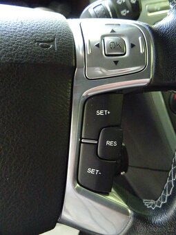 Ford Mondeo 2,0 TDCi 103kW 2x sada kol, pěkná výbava - 9