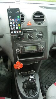 WV Caddy 1,9 TDi, LIFE kombi, 77 kW, 2010, závěs. - 9