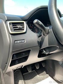 Nissan Qashqai, 1,2DIG-T 85kW CZ Serv.kniha,KM - 9