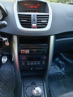 Prodam Peugeot 207 16 HDI R. V. 2007 STK platná - 9