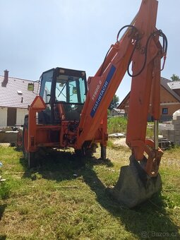 Traktorbagr - 9