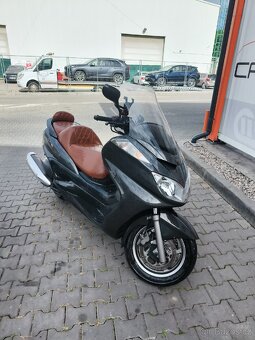 Yamaha Majesty YP400 - 9
