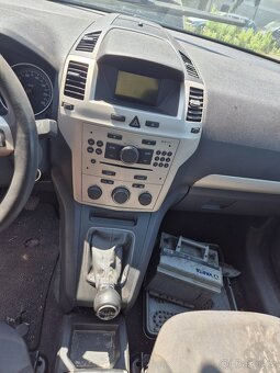 Opel Zafira B 1,8 103KW XER - 9