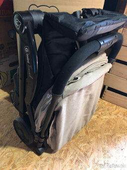 Lehký cestovní kočárek G-Mini Travel - 9