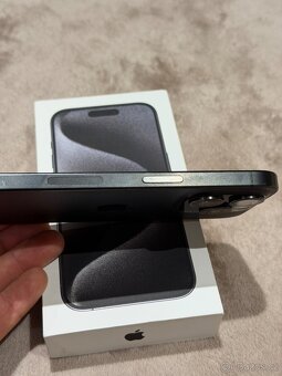 iPHONE 15 Pro BLACK 512 GB - 9