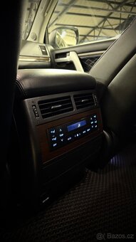 Land Cruiser 200 Diesel V8 - 9