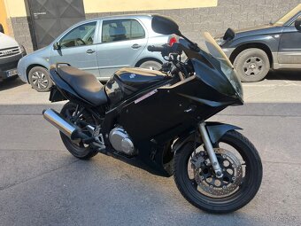 Sleva. Suzuki GS500 FU - 9