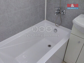 Prodej bytu 2+1, 48 m², Břidličná, ul. Jesenická - 9