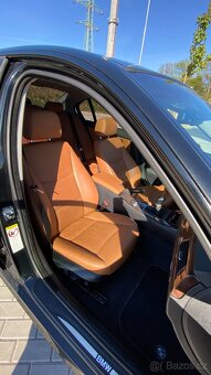 BMW 335i xDrive LCI E90 N54 - manuál - 9