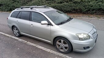 Toyota Avensis kombi T25 2.2D-4D 110 kW - 9