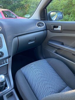 FORD FOCUS CABRIO - 9
