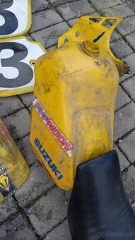 Suzuki RM 250 - 9
