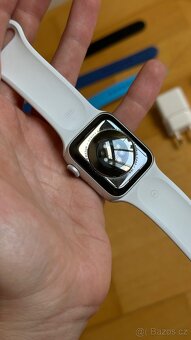 Apple Watch Series 6 - 9