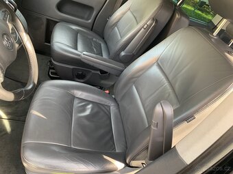 VwT5.1Multivan103kW DSG Highline,naj79tis.2šoup - 9