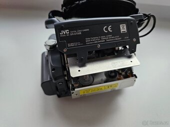 PRODÁM MINIDV KAMERU JVC GR-D720E - POZOR ČTĚTE - 9