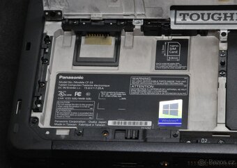 Velký průmyslový tablet Panasonic Toughbook CF-33 - 9