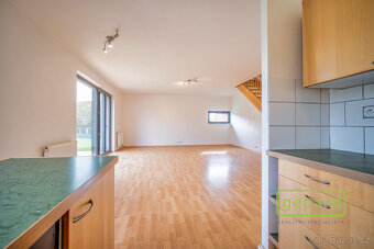 Prodej rodinného domu 123 m2, 4+kk s garáží, pozemek 575 m2, - 9