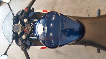 Honda CBR250R - 9