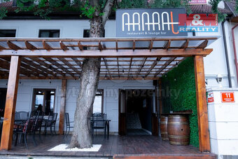 Pronájem restaurace 426 m², Praha, ul. Nad hradním vodojemem - 9