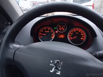Peugeot 206+ ,1,4 benzín,120000km - 9