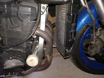Suzuki gsx-r 750 - 9