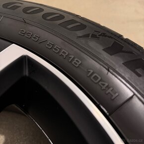 Zimní kola Volvo XC40 V90 Cross Country 235/55 R18 GoodYear - 9