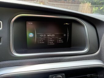 Volvo V40 D3 110 kW, 2017, 1. majitel, nezávislé topení - 9