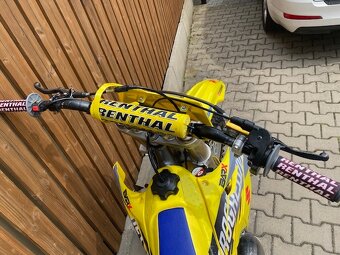 SUZUKI RM 125 - 9