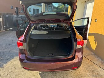 Toyota Avensis 1.8i 108kw kamera klima. - 9