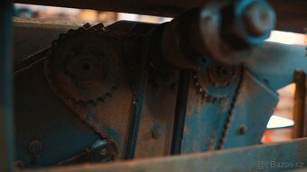 Srovnávačka s protahem, stolní pilou, příprava na frézování - 9