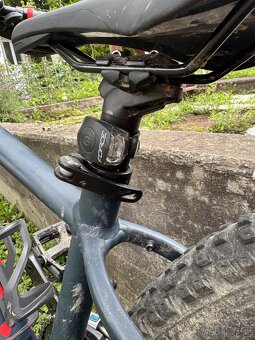 Horské šlapací kolo Specialized - 9