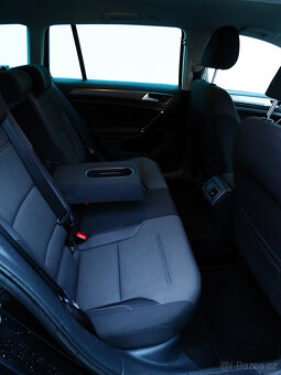 VW Golf 7 1,2 TSI Climatron/PDC/Park Assist/výhřev/temp/NAVI - 9