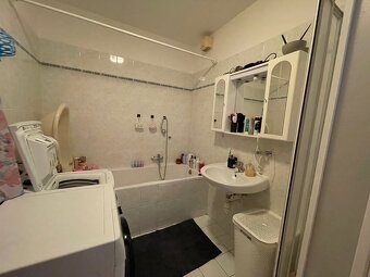 Pronájem prostorného bytu 3+1 Olomouc, Mošnerova - 9