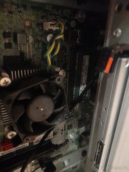 Počítač Lenovo - 9