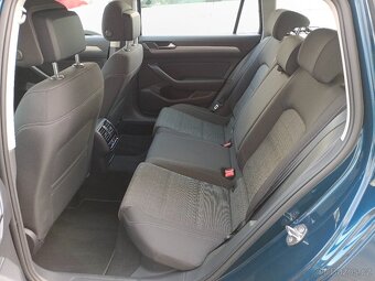VW Passat B8 Variant 2.0TDI 110kW DSG Matrix ACC ERGO DAB Qi - 9