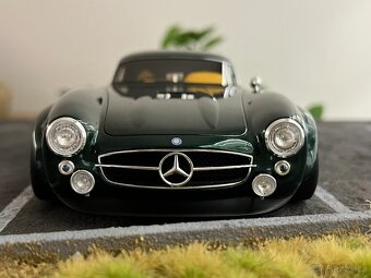 1:18 Mercedes-Benz 300SL S-Klub Speedster - GT-Spirit - 9