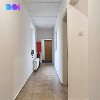 Pronájem obchodního a skladovacího prostoru 156 m², ul. Nádr - 9