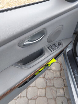 BMW E90 325i (n52b25) 2005 - 9